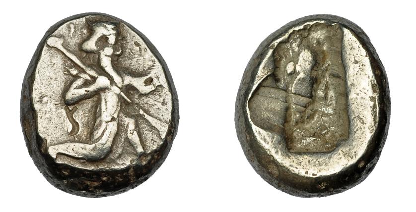 2121   -  GRECIA ANTIGUA. PERSIA. Reyes Aqueménidas. Siclo (Darío I-Jerjes II, 485-420 a.C.). A/ Rey arrodillado a der. con arco y lanza. R/ Punzón incuso. AR 5,6 g. 14,7 mm. COP-280. SBG-4678. Pequeñas marcas. MBC-.