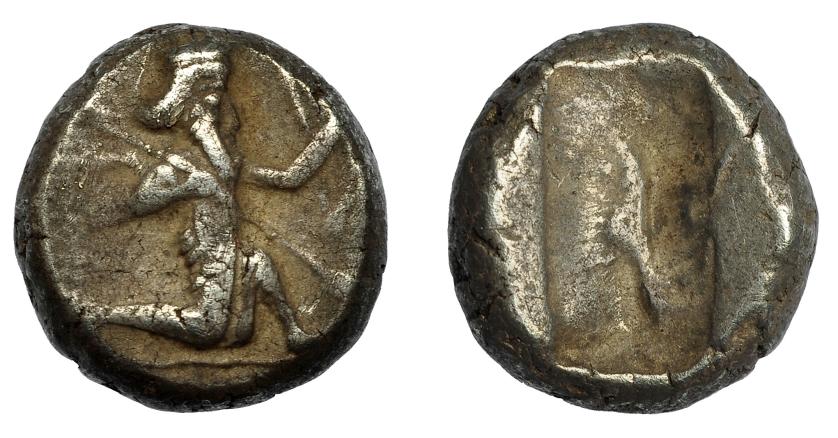 2124   -  GRECIA ANTIGUA. PERSIA. Reyes Aqueménidas. Siclo (Darío I-Jerjes II, 485-420 a.C.). A/ Rey arrodillado a der. con arco y lanza. R/ Punzón incuso. AR 5,4 g. 13,9 mm. COP-280. SBG-4678. BC+.
