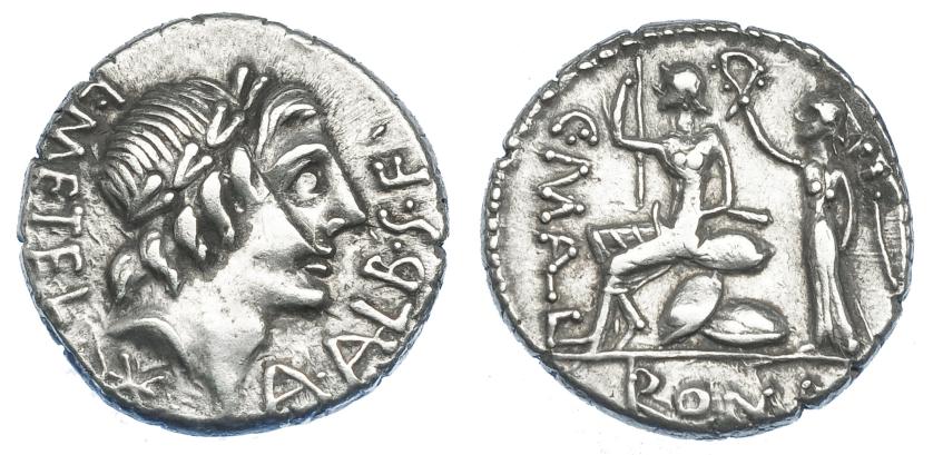 2156   -  REPÚBLICA ROMANA. CAECILIA. Denario. Roma (90 a.C.). A/ Estrella debajo de la cabeza de Apolo. CRAW-335.1b. FFC-210. Raya en anv. MBC.