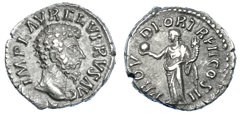 2259   -  IMPERIO ROMANO. LUCIO VERO. Denario. Roma (161-162). R/ Providentia a izq. con globo y cornucopia; PROV DEOR TR P II COS II. AR 2,66 g. 17,4 mm. RIC-482. Leves erosiones. MBC+/MBC.