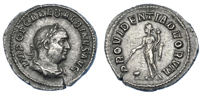 2291   -  IMPERIO ROMANO. BALBINO. Denario. Roma (238). A/ Busto laureado, drapeado y con coraza a der.; IMP C D CAEL BALBINVS AVG. R/ Providentia a izq. con vara y cornucopia, a sus pies globos; PROVIDENTIA DEORVM. AR 2,58 g. 19,9 mm. RIC-7. Pequeña grieta. MBC.