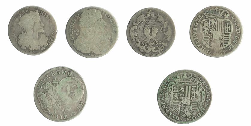 2532   -  CARLOS II. Lote de 3 monedas de Nápoles: tarí (2: 1684 y 1689) y 20 granos (1: 1696). BC-/BC+.