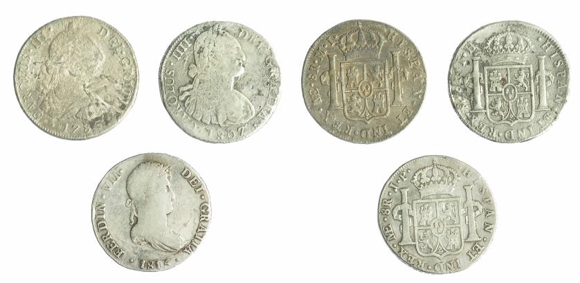 2579   -  FERNANDO VII. Lote de 3 monedas de 8 reales: Carlos II, Carlos IV y Fernando VII. RC/BC+.