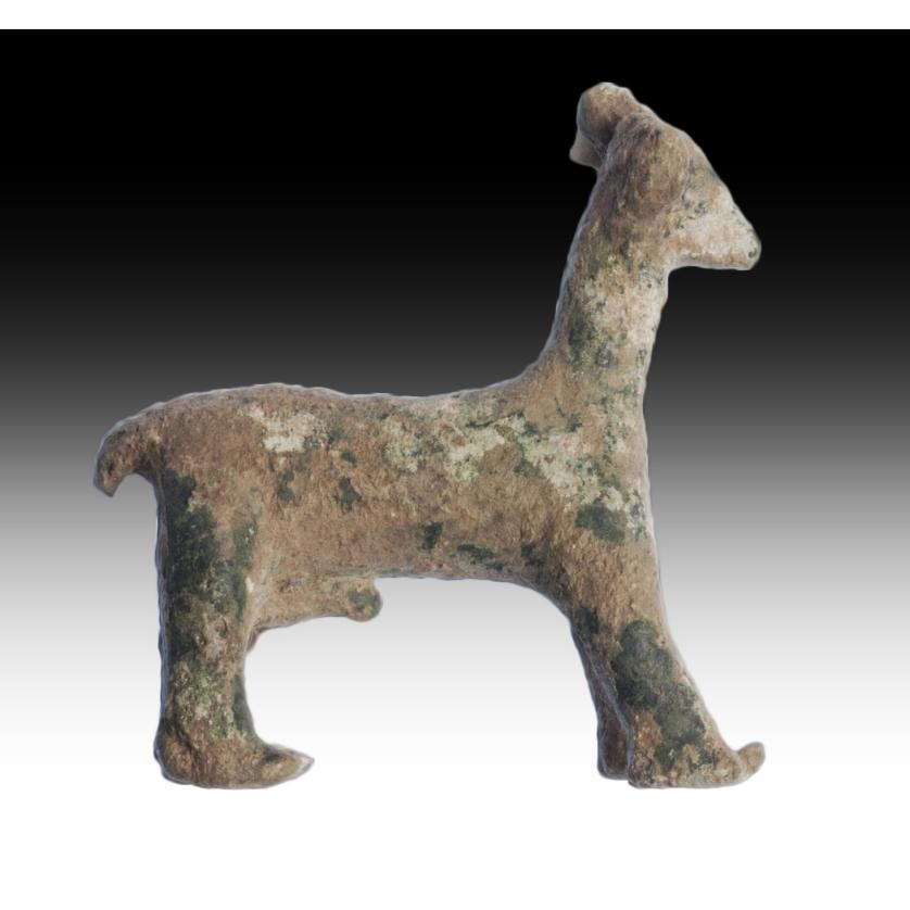 2662   -  HISPANIA ANTIGUA. Cultura ibérica. Figura de équido (V-II a.C.). Bronce. 