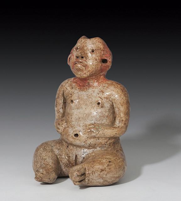 2055   -  PREHISPÁNICO. Cultura olmeca. Figura femenina sentada (600-1000 d.C.). Cerámica. Altura 10,0 cm. Presenta prueba de termoluminiscencia.