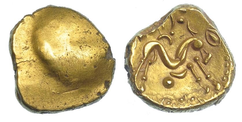 374   -  GRECIA ANTIGUA. GALIA. Tribus del Noreste. Ambianos. Estátera (60-30 a.C.). A/ Superficie convexa. R/ Caballo galopando a der., debajo creciente y punto. AU 6,22 g. 15,9 mm. DT-8710 vte. SBG-121. EBC-.