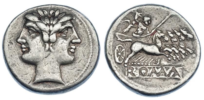 400   -  REPÚBLICA ROMANA. Quadrigato. Roma (225-212 a.C.). A/ Cabeza bifronte de los Dióscuros. R/ Cuadriga a der.; ROMA incuso en cartela. AR 6,68 g. 21,8 mm. CRAW-28.3. MBC.