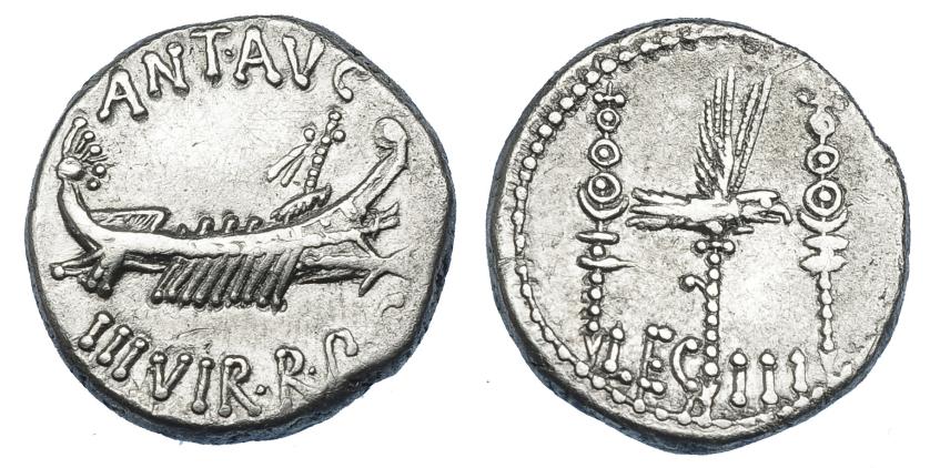 425   -  PERIODO DE JULIO CÉSAR A AUGUSTO. MARCO ANTONIO. Denario. Ceca móvil (32-31 a.C.). A/ Galera a der.; ANT AVG III VIR R P C. R/ Aquila entre dos signa; LEG III. AR 3,43 g. 17,1 mm. CRAW-544.15. FFC-33. MBC+/MBC.