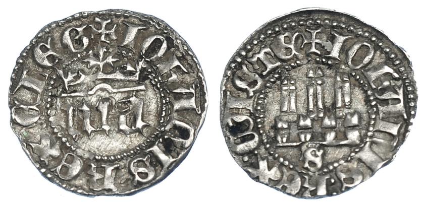 725   -  REINOS DE CASTILLA Y LEÓN. JUAN I. 1/6 real. Sevilla. AR 0,59 g. 13,2 mm. III-543. BMM-805.1 (como Juan II). MBC+.