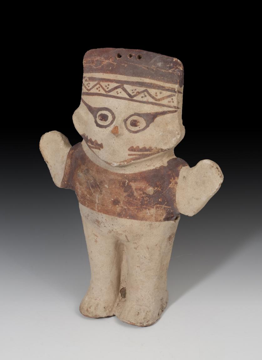 1129   -  PREHISPÁNICO. Cultura Chancay. Figura femenina (1000-1430 d.C.). Terracota policromada. Altura 26,0 cm.