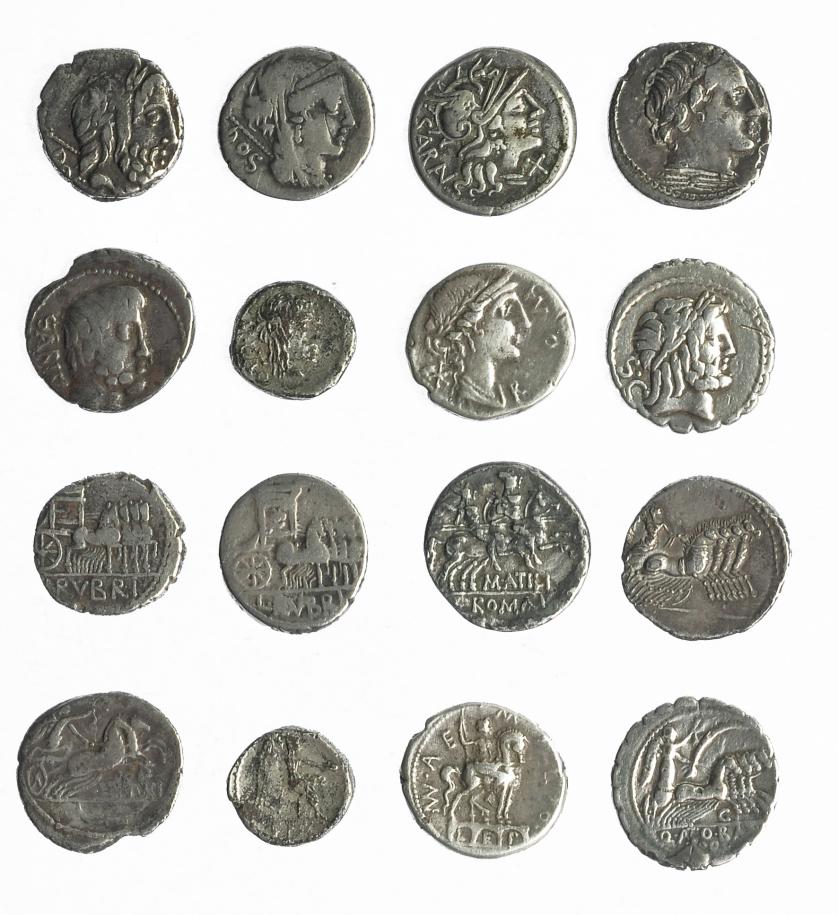 196   -  REPÚBLICA ROMANA. Lote de 8 monedas: 7 denarios y 1 quinario: Tituria, Antonia, Matiena, Anónimo, Aemilia, Aburia, Rubria y quinario de Porcia. BC+/MBC.