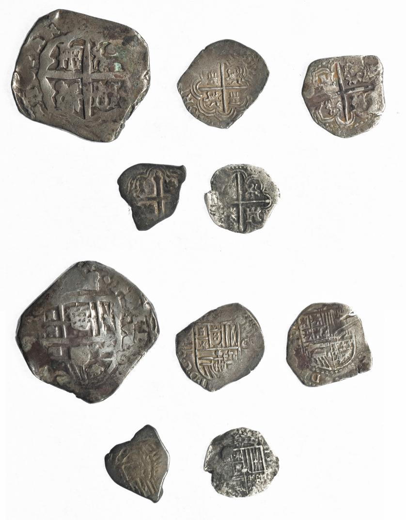 519   -  FELIPE II. Lote de monedas de plata de Felipe II a Felipe IV: 8 reales peninsulares sin datos; 2 reales -2: Felipe II Sevilla y-(16)05 y Granada (M)- y real -2: México y Sevilla 15--. De BC+ a MBC.
