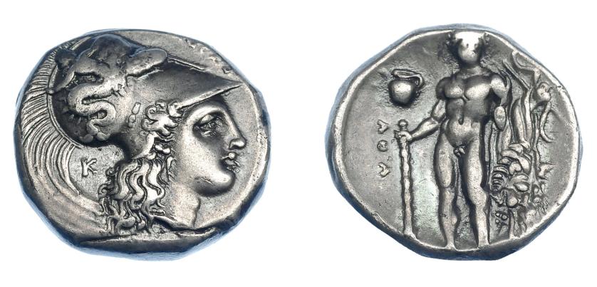 322   -  GRECIA ANTIGUA. LUCANIA. Heraclea. Didracma (330-300 a.C.). A/ Cabeza de Atenea con casco a der; detrás K. R/ Heracles con clava, arco y leonté, en campo vaso; Ι-ΗΠΑΚΛΗΙΩΝ. AR 7,80 g. 19,1 mm. COP-1106. SBG-391. MBC+. Escasa. Ex col. Guadán 1400.