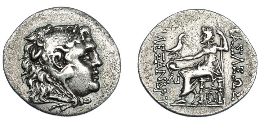 377   -  GRECIA ANTIGUA. MACEDONIA.  A nombre de Alejandro III. Mesembria. Tetradracma (175-125 a.C.). A/ Cabeza de Alejandro con leonté a der. R/ Zeus entronizado a izq. con águila y cetro; delante casco corintio y ΔI, bajo el trono BY; BAΣIΛEΩΣ AΛΕΞΑΝΔΡΟΥ. AR 16,10 g. 34,9 mm. PRC-1072. SBG-6718 vte. Ligeramente abriallantada. MBC+/MBC. Ex col.Guadán 1772.