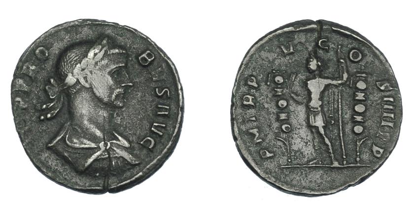 571   -  IMPERIO ROMANO. PROBO. Denario. Roma (281). A/ Busto laureado y drapeado a der.; IMP PROBVS AVG. R/ Probo entre dos estandartes; P M TR P V COS IIII P P. AR 1,89 g. 17,5 mm. RIC-248. Grieta. MBC-. Rara.