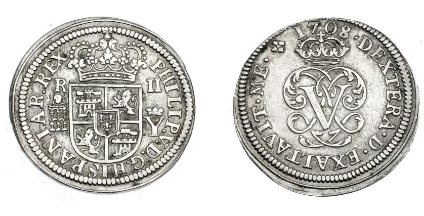 657   -  FELIPE V. 2 reales. 1708-Y. Segovia. Palma der. sobre izq.  Coincidente sobre eje vertical. VI-755. AC-940 vte. MBC.