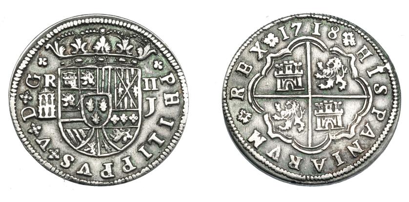 663   -  FELIPE V. 2 reales. 1718. Segovia. J. Acueducto grande sin puntos en anv. y adornos en ley. VI-762. AC-947 vte. MBC+.