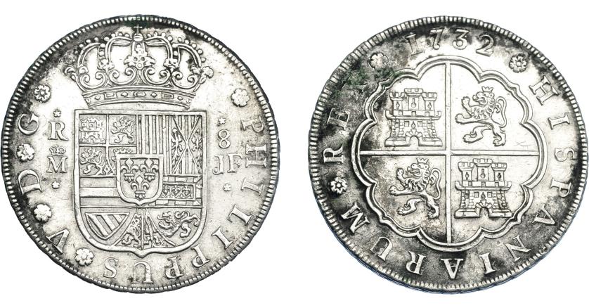 686   -  FELIPE V. 8 reales. 1732. Madrid. JF. VI-1078. Manchas de óxido. Parcialmente limpiada. MBC+.