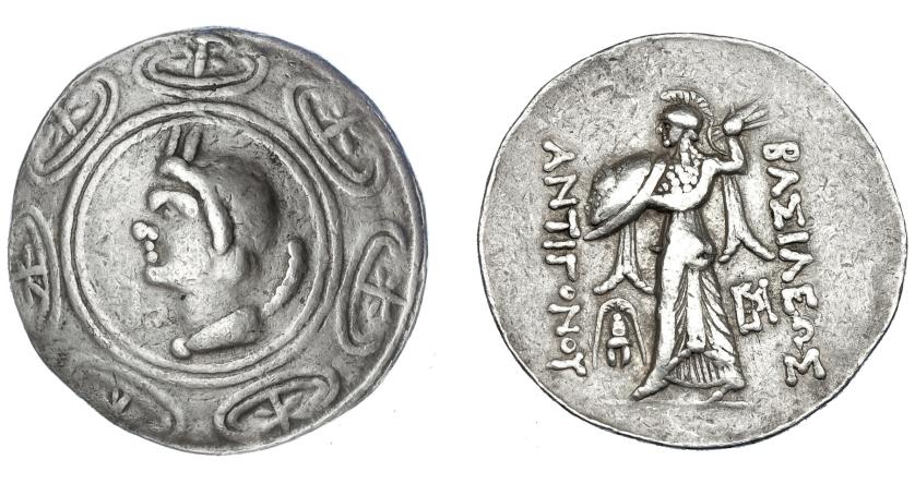 251   -  GRECIA ANTIGUA. MACEDONIA. Antígono II Gónatas. Anfípolis. Tetradracma (277-239 a.C.). A/ Cabeza con cuernos de Pan a izq., detrás lagobolon, todo dentro de escudo macedonio. R/ Atenea avanzando a izq. con haz de rayos, escudo y égida, a sus pies casco ateniense, detrás monograma; ΒΑΣΙΛΕΩΣ ΑΝΤΙΓΟΝΟΥ. AR 16,98 g. 31,1 mm. COP-1199 vte. monograma. MBC-. 