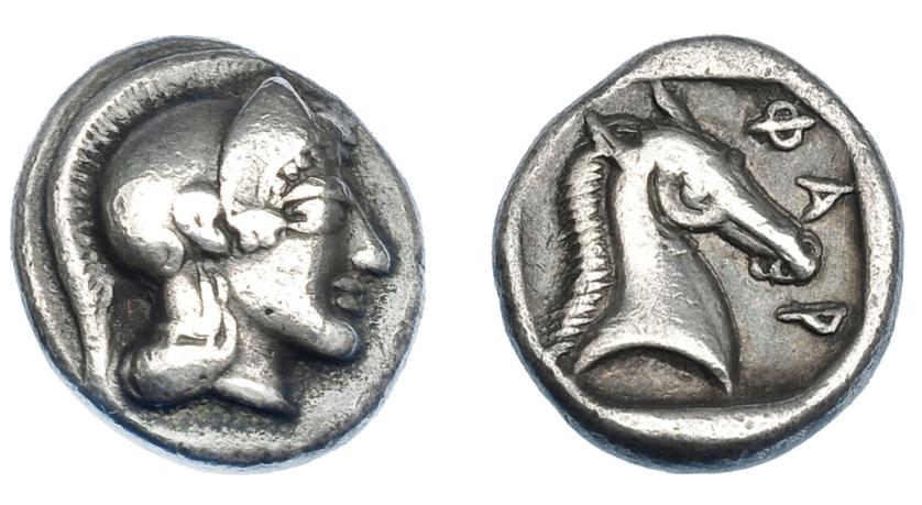 259   -  GRECIA ANTIGUA. TESALIA. Farsalos. Hemidracma (480-440 a.C.). A/ Cabeza de Atenea a der. R/ Cabeza de caballo a der. dentro de cuadrado incuso; ΦAP. AR 2,90 g. 13,8 mm. COP-217. SBG-2189. MBC-. Muy escasa. Ex colección Guadán 1954.