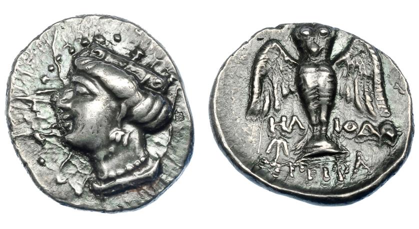 282   -  GRECIA ANTIGUA.  PONTOS. Amisos. Dracma (400-350 a.c.) A/ Cabeza de Tyche-Hera a izq. con diadema adornada. R/ Lechuza de frente sobre escudo con alas abiertas; HLI-ODW, en exergo PEIRA. AR 5,67 g. 20,9 mm. COP-no. SBG-3633 vte. SNG BM-1074. MBC+. Ex colección Guadán 2207.