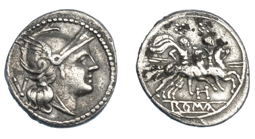 334   -  REPÚBLICA ROMANA. EMISIONES ANÓNIMAS. Quinario. Sudeste de Italia (211-210 a.C.). R/ Marca H debajo de los Dióscuros. AR 2,06 g. 16,15 mm. CRAW-85.1a. Concreciones en rev. MBC.