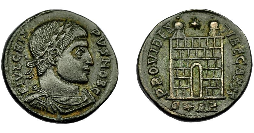 395   -  IMPERIO ROMANO. CRISPO. Follis. Arelate (324-325). A/ F IVL CRISPVS NOB C. R/ Puerta de campamento; PROVIDENTIAE CAESS, exergo S*AR. AE 3,3 g. 18,9 mm. RIC-267 vte. ley. anv. MBC+.