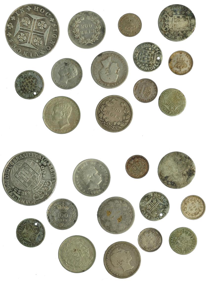 734   -  MONEDAS EXTRANJERAS. PORTUGAL. Lote de 13 monedas. Incluyendo 400 reis, 1823. Siglo XVI a siglo XX. 1 con agujero. De MC a MBC+.