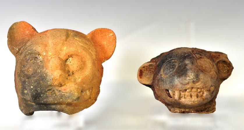2042   -  PREHISPÁNICO. Lote de 2 figuras zoomorfas. Cultura Maya (550-950 d.C). Terracota. Longitud 11 cm y 12 cm.