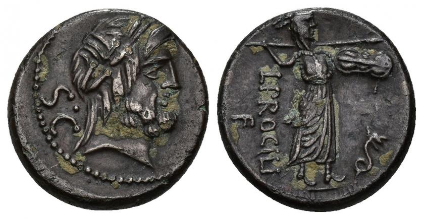 3130   -  REPÚBLICA ROMANA. PROCILIA. L. Procilius f. Denario. Roma (80 a.C.). A/ Cabeza laureada de Júpiter a der., detrás S C. R/ Juno Sóspita con lanza y escudo a der., delante serpiente, detrás L PROCILI/F. AR 3,50 g. 17,80 mm. CRAW-379.1. FFC-1083. Leves concreciones. Pátina oscura. MBC+.