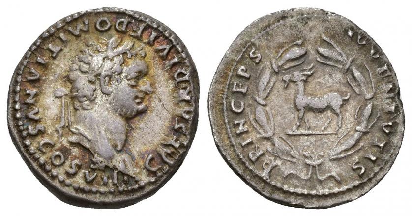 3171   -  IMPERIO ROMANO. DOMICIANO. Denario. Roma (80-81 d.C.). (bajo Tito). A/ Cabeza laureada a der.; CAESAR DIVI F DOMITIANVS COS VII. R/ Cabra a izq. dentro de láurea; PRINCEPS IVVENTVTIS. AR 3,46 g. 17,87 mm. RIC-267. MBC-/MBC.