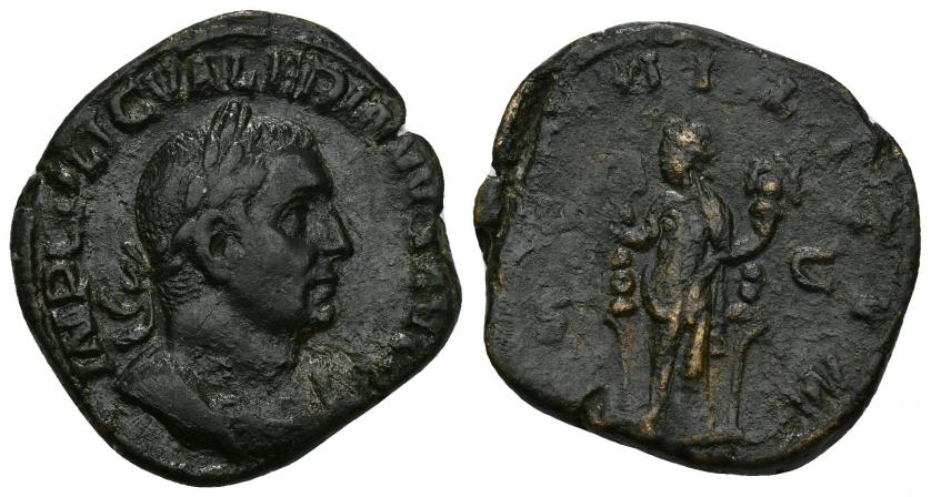 3270   -  IMPERIO ROMANO. VALERIANO I. Sestercio. Roma (254). A/ Busto laureado y con coraza a der.; IMP C P LIC VALERIANVS AVG. R/ Fides a izq. con dos estandartes; (FIDES) MILITVM, en campo S-C. AE 16,16 g. 30,60 mm. RIC-160. Defectos de cospel. Pátina oscura. MBC.