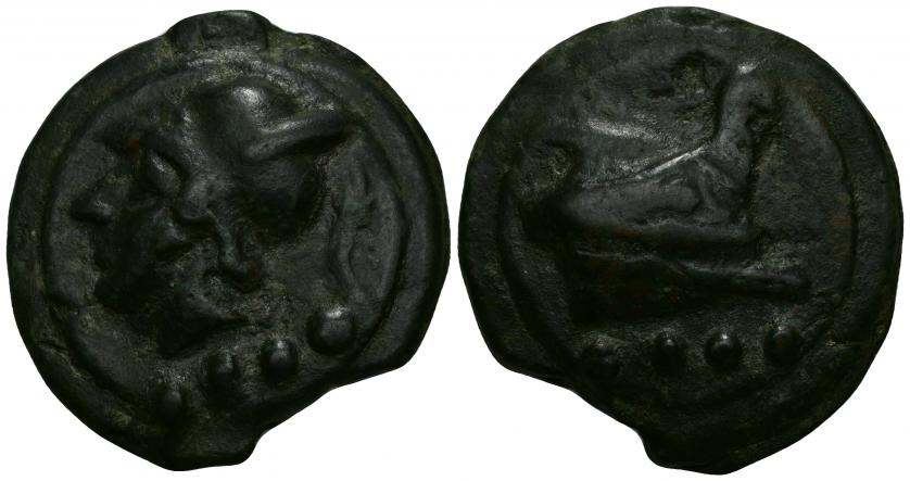 243   -  REPÚBLICA ROMANA. ANÓNIMO. Triens. A/ Cabeza de Minerva a izq., detrás cuatro glóbulos. R/ Proa a der., debajo cuatro glóbulos. AE 82,81 g. 46 mm. CRAW-35.3a. Cospel falto. Pátina verde. MBC+/MBC. Compra privada a Warden Numismatics LLC. en la New York International Convention, 2005.