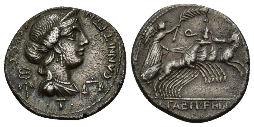 255   -  REPÚBLICA ROMANA. ANNIA. C. Annnius y Lucius Fabius. Denario. Ceca incierta (82-81 a.C.). A/ Busto femenino diademado a der., delante balanza, debajo T entre dos puntos, detrás caduceo; C ANNI T F T N (PRO COS). EX S C. R/ Victoria en cuadriga a der. con palma, encima Q, en exergo L FABI L F HISP. AR 3,60 g. 19,35 mm. CRAW-366.1b. FFC-139. Porosidades. MBC+.