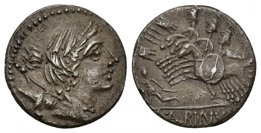 323   -  REPÚBLICA ROMANA. POSTUMIA. Aulus Postumius Albinus. Denario. Roma (131 a.C.). A/ Busto de Diana a der., detrás arco y carcaj, debajo (ROMA) R/Tres jinetes a izq., delante guerrero caido, en exergo (A) ALBINVS S F. AR 3,85 g. 17,30 mm. CRAW-335.9 .FFC-1064. MBC+.