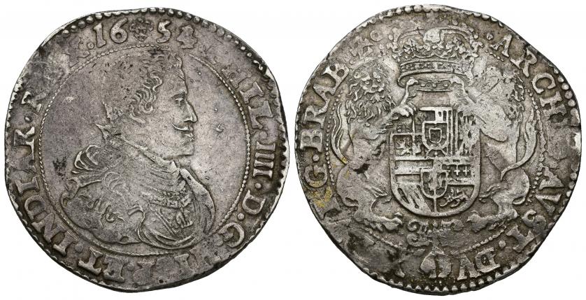 667   -  FELIPE IV. Ducatón. Bruselas. 1654. A/ PHIL IIII D G HISP ET INDIAR REX 1654. R/ ARCHID AVST DVX BVRG BRAB Zc. AR 32,65 g. 43 mm. Vanhoudt-642.BS. DEL I-285. Marquitas en anverso y pequeños vanos. MBC.