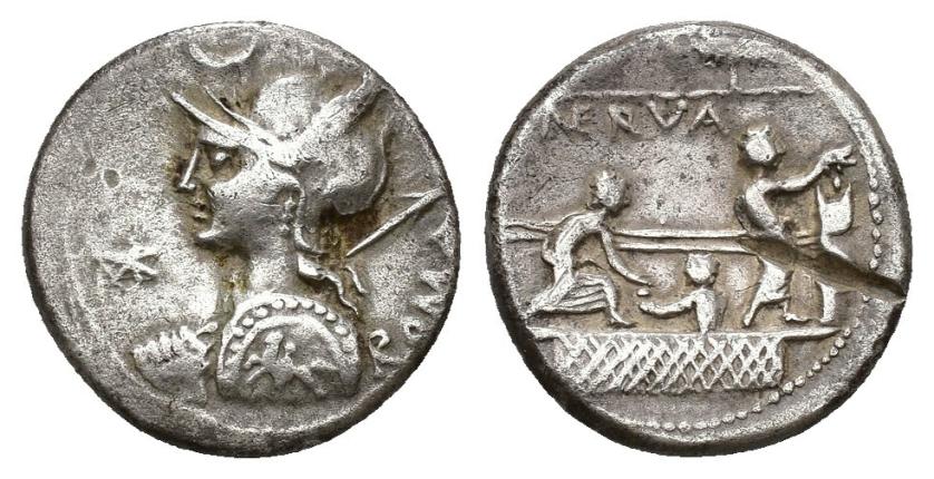 209   -  REPÚBLICA ROMANA. LICINIA. P. Licinius Nerva. Denario. Roma (113-112 a.C.). A/ Busto de Roma a izq. con lanza y escudo, encima creciente, detrás ROMA. R/ Escena de votación, encima (P) NERVA. AR 3,79 g. 17,35 mm. CRAW-292.1. FFC-802. Raya en rev. BC+/MBC-.