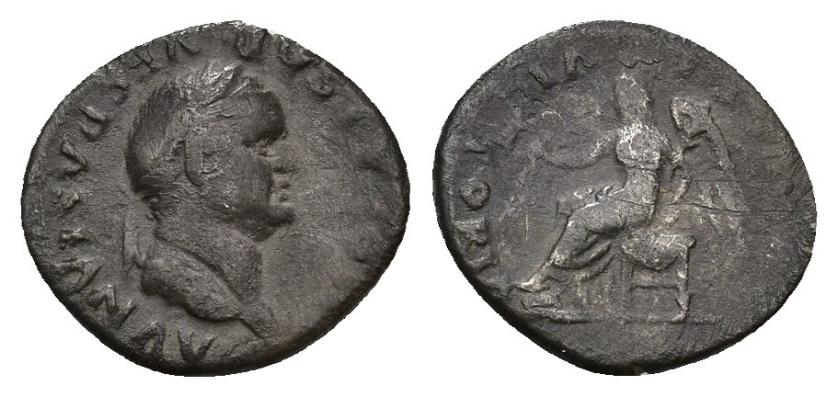 260   -  IMPERIO ROMANO. VESPASIANO. Quinario. Roma (75 d.C.). A/ Cabeza laureada a der.; IMP CAESAR VESPASIAN AVG. R/ Victoria sentada a izq. con corona y palma; VICTORIA (AV)GVSTI. AR 1,45 g. 15,7 mm. RIC-803. Rayitas. BC+. 
