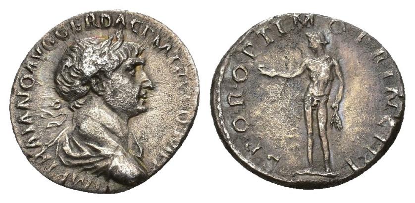 292   -  IMPERIO ROMANO. TRAJANO. Denario. Roma (112-114). A/ Busto laureado, acorazado y drapeado a der.; IMP TRAIANO AVG GER DAC P M TR P COS VI P P. R/ Genio a izq. con espigas y pátera; S P Q R OPTIMO PRINCIPI. AR 3,07 g. 18,7 mm. RIC-278. Porosidades. MBC.