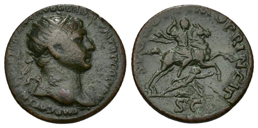 300   -  IMPERIO ROMANO. TRAJANO. Dupondio. Roma (103-111). A/ Cabeza radiada a der.; IMP CAES NER(…). R/ El emperador a caballo a der. alanceando cautivo a sus pies, en exergo S C; ; SPQR OPTIMO PRINCIPI. AE 12,16 g. 26,7 mm. RIC-539. Pequeña grieta. BC+/MBC.