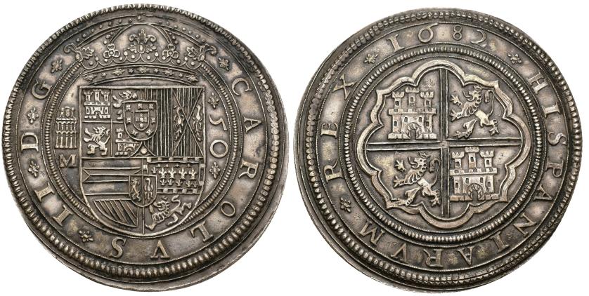 520   -  CARLOS II. Copia de 50 reales (cincuentín) de 1682, Segovia. M. Siglo XIX o XX. 162,82 g. 77,1 mm. EBC.