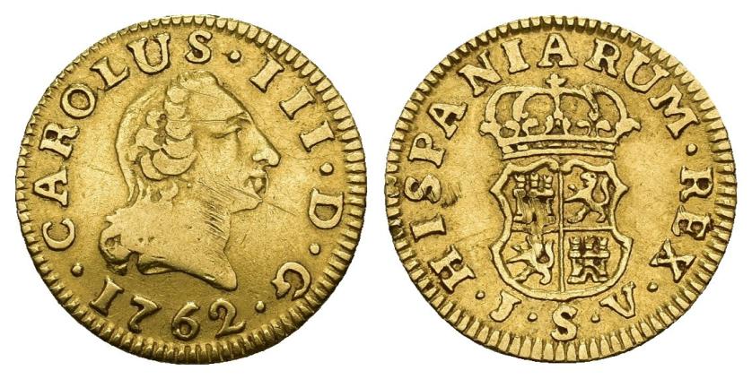 250   -  CARLOS III. 1/2 escudo. 1762. Sevilla. JV. AU 1,74 g. 15 mm. VI-1072. Ligeramente alabeada. Rayas. MBC. Rara.