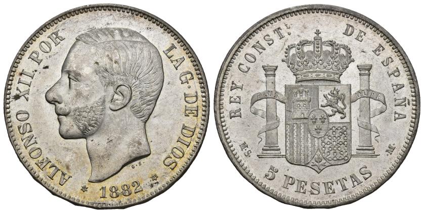 352   -  ALFONSO XII. 5 pesetas. 1882 *18-82. Madrid. MSM. AR 25,01 g. 37,6 mm. VII-88. Pequeñas marcas. B.O. SC.