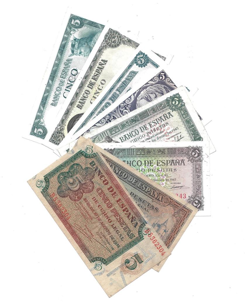 447   -  BILLETES ESPAÑOLES. Lote de 8 billetes diferentes de 5 pts. De 1938 a 1954. ED-D 36a EBC, 44a MBC+, 47a SC mínima mancha, 50a BC-, 55a SC, 56a SC esquina dañada, 60a EBC+ y D67a EBC-. 