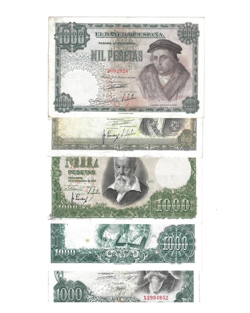 452   -  BILLETES ESPAÑOLES. Lote de 5 billetes de 1000 pts. 1946-1971. ED-D 54 BC; 59 BC+; 64a MBC+ manchas; 70a MBC+ óxido y 75a BC-.