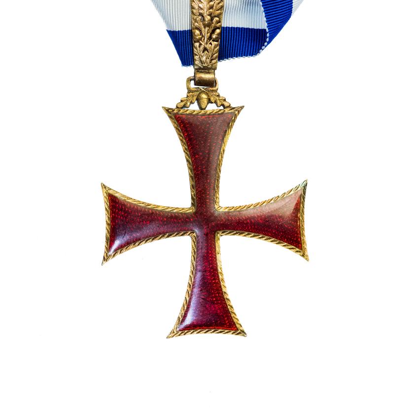 501   -  MEDALLAS Y CONDECORACIONES. PORTUGAL. Comendador con placa y cruz de la Orden del príncipe Enrique el Navegante con su estuche. 7,57 cm. SC.