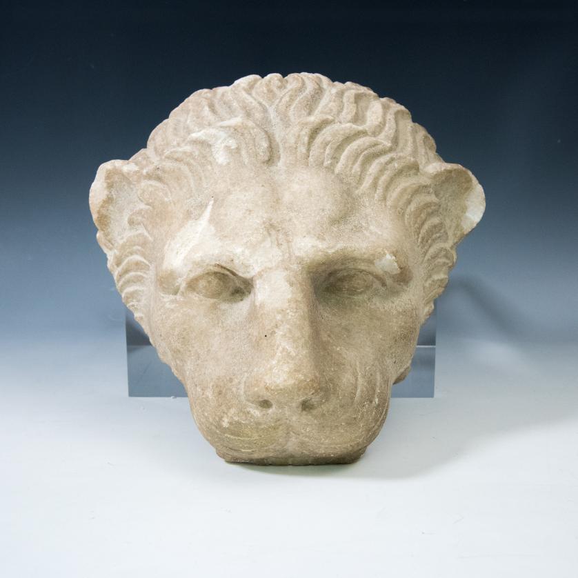 2065   -  ARQUEOLOGÍA. EDAD MODERNA. Fragmento de cabeza de león. ¿Siglos XVI-XVIII? Mármol. Longitud 24 cm.