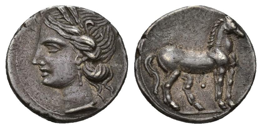 72   -  GRECIA ANTIGUA. ZEUGITANIA. Cartago (¿ceca italiana?). 1/4 de siclo. A/ Cabeza de Tanit a izq. R/ Caballo parado a der., glóbulo entre las patas. AR 1,81 g. 13,8 mm. COP-337. SBG-6499 vte. MBC+. Ex subasta Jesús Vico 17 (6-6-1991), lote 96.