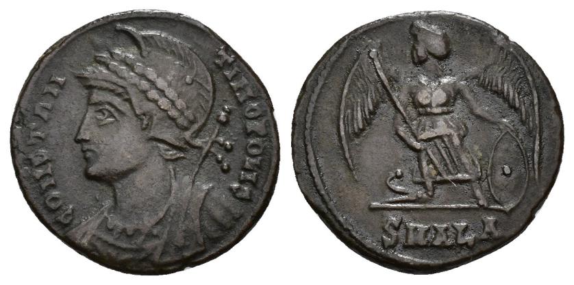 444   -  IMPERIO ROMANO. CONSTANTINO I. Follis. Alejandría. A/ Busto de Constantinopolis a izq.; CONSTANTINOPOLIS. R/ Victoria a izq. sobre proa; exergo SMALA. AE 2,40 g. 17,8 mm. RIC-64. MBC.