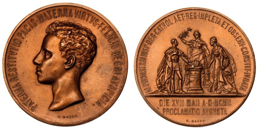 556   -  ALFONSO XIII. Medalla. Proclamación en Madrid. 1902. AE 60 mm. Grabador: B. Maura. MPN-1118 vte.